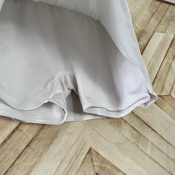 Nike Women’s Tennis Court Dri-fit Skirt with Shorts - Picture 2 of 4